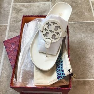 Tory Burch Miller Cloud New Ivory size 8